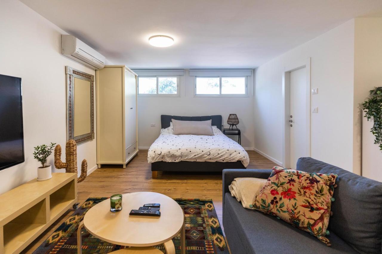 Sheba-Shik Apartment, Tel Hashomer שיבא-שיק, תל השומר,דירת סטודיו מקסימה! Ramat Gan Kültér fotó